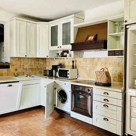 Villa Liebevolle Camelina Mit Privatpool