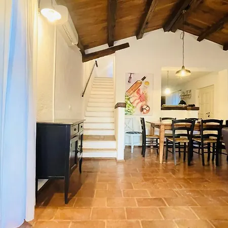 Villa Liebevolle Camelina Mit Privatpool *