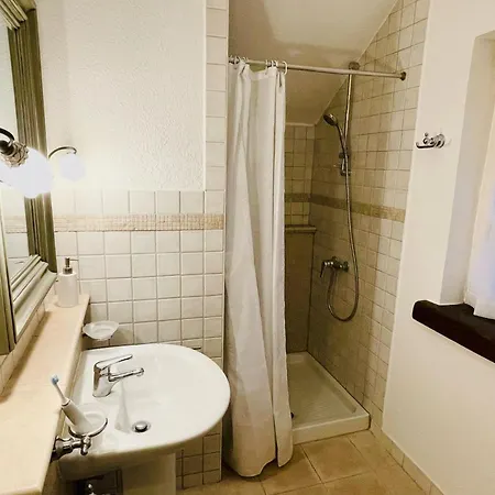 Villa Liebevolle Camelina Mit Privatpool