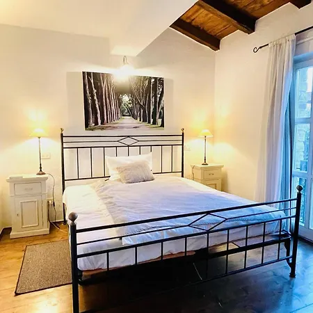 Liebevolle Camelina Mit Privatpool Villa *