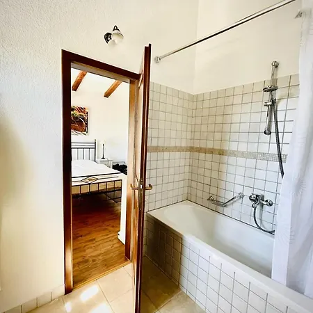 Villa Liebevolle Camelina Mit Privatpool
