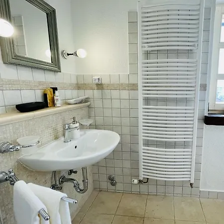 Villa Liebevolle Camelina Mit Privatpool